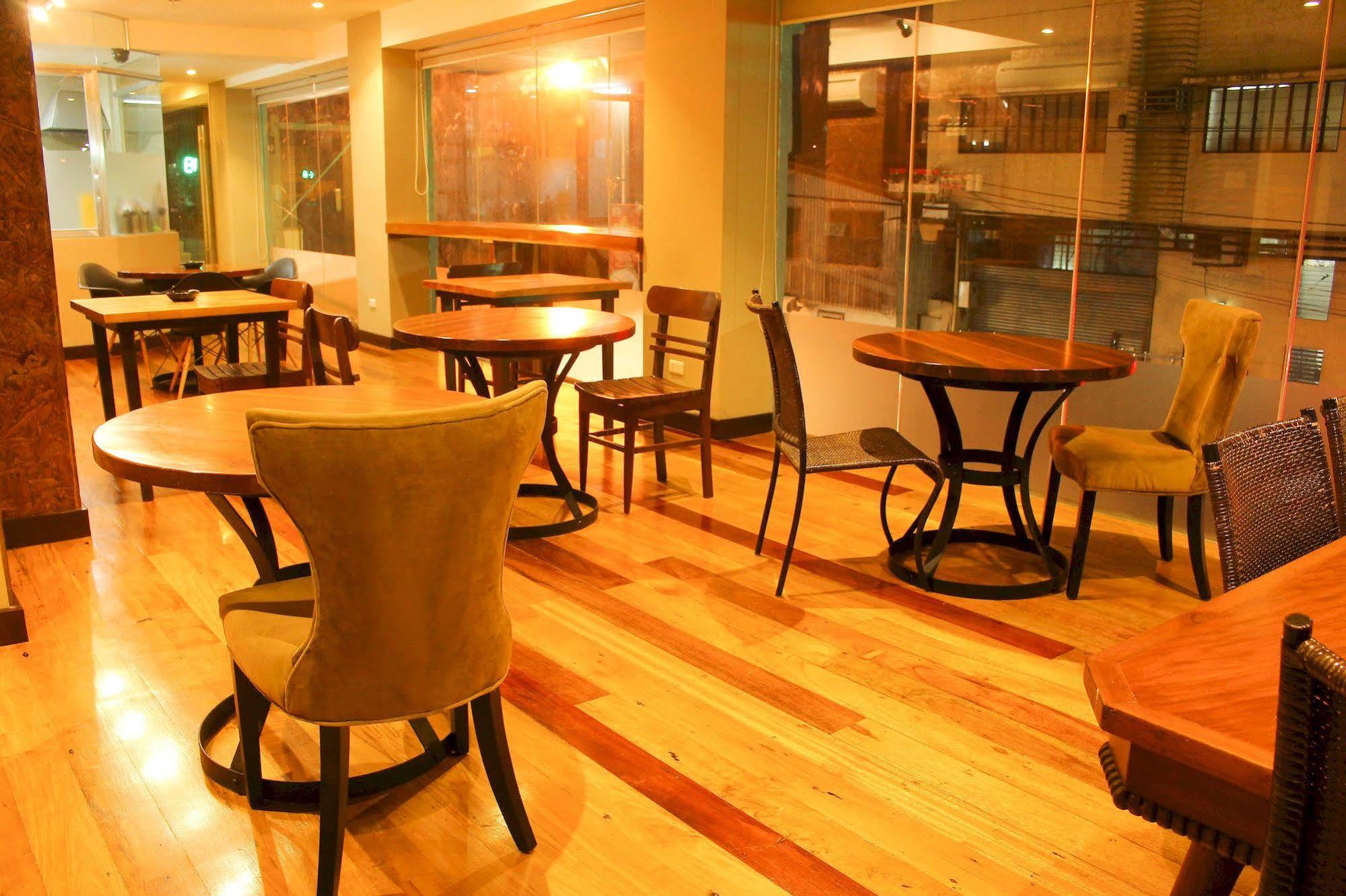 The Pacifico Boutique Hotel Кагаян де Оро Екстериор снимка