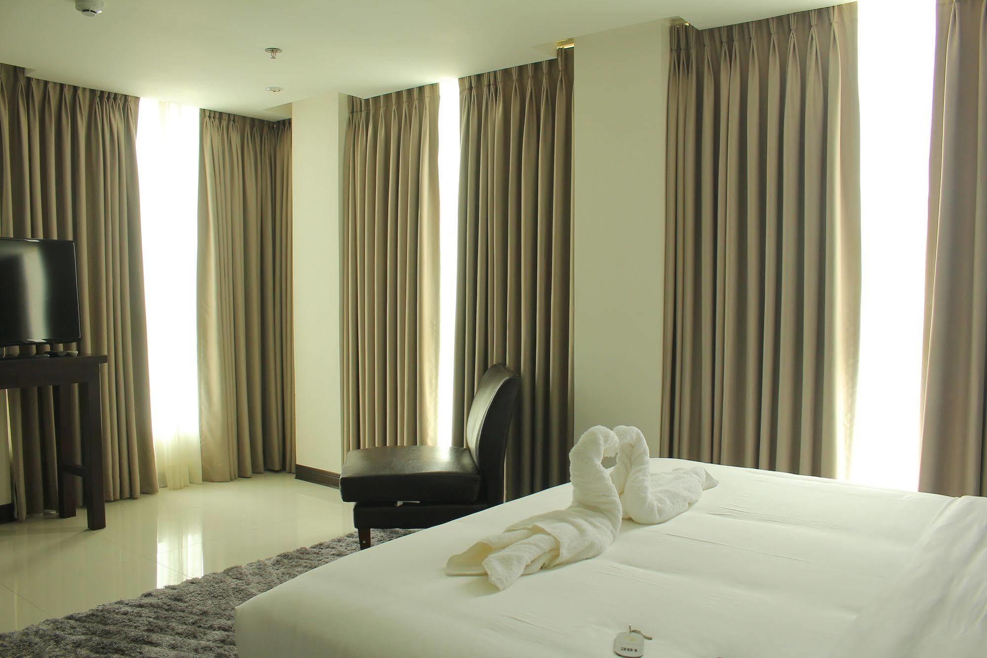 The Pacifico Boutique Hotel Кагаян де Оро Екстериор снимка