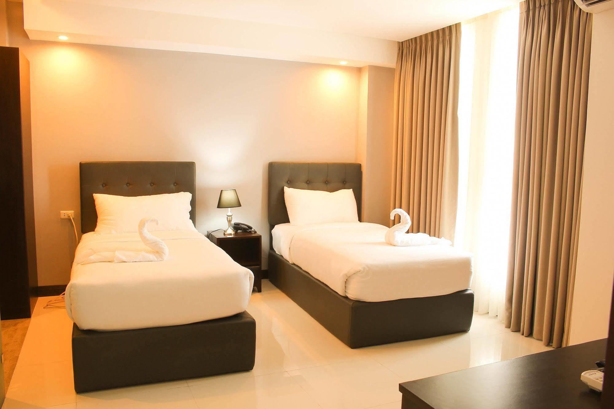 The Pacifico Boutique Hotel Кагаян де Оро Екстериор снимка