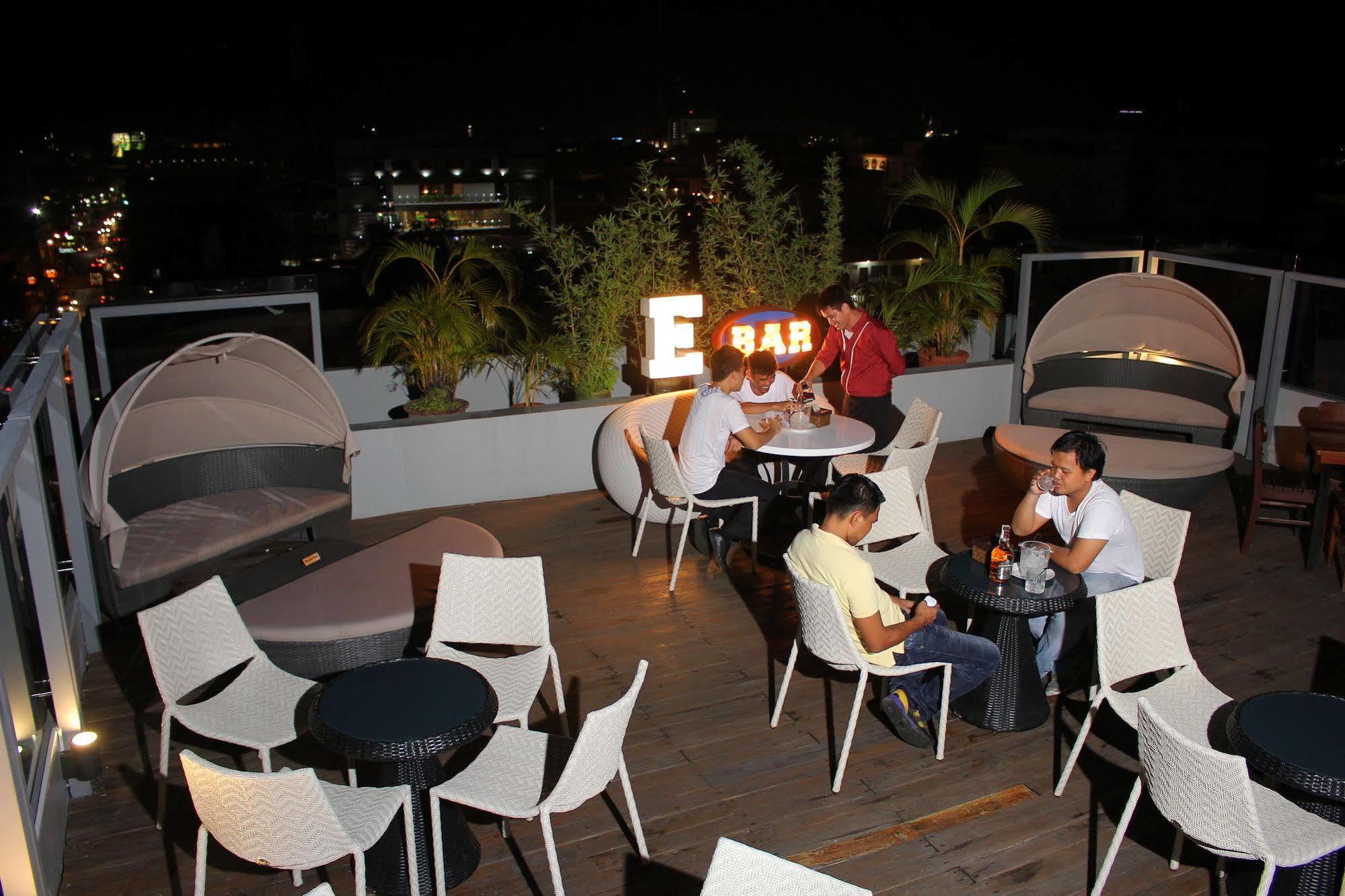 The Pacifico Boutique Hotel Кагаян де Оро Екстериор снимка