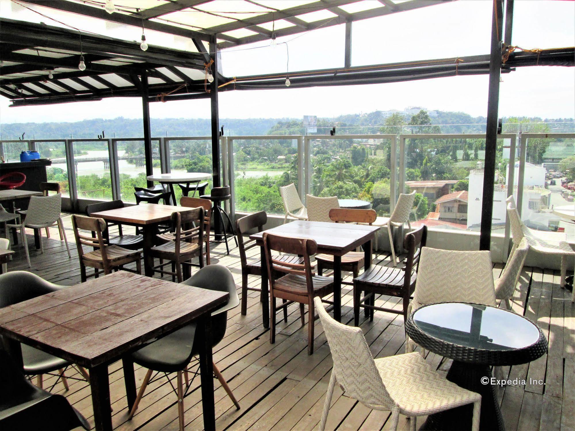 The Pacifico Boutique Hotel Кагаян де Оро Екстериор снимка